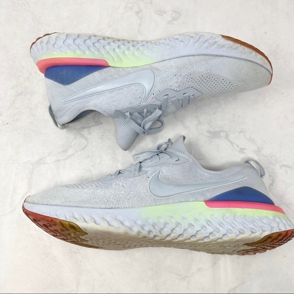 [Nike] - Picture 6 of 6